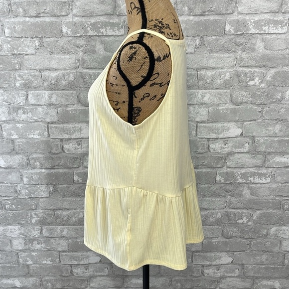 Maurices Yellow Solid Peplum Tank Top - Picture 2 of 5